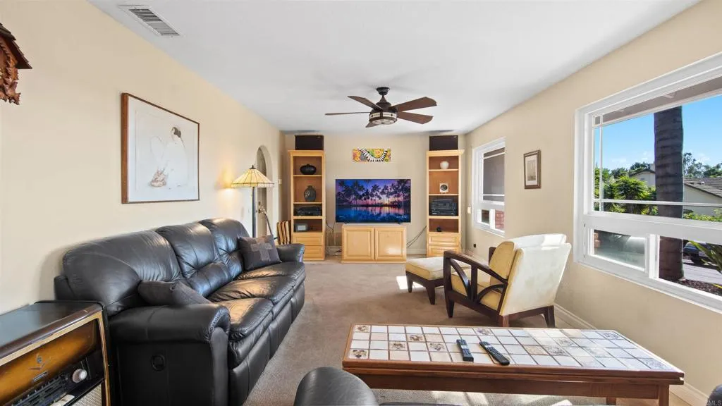 https://cdn.realtyfeed.com/cdn/127/306532677/9dd1e9e5e23f781dd6cd65af83c8d06d.webp