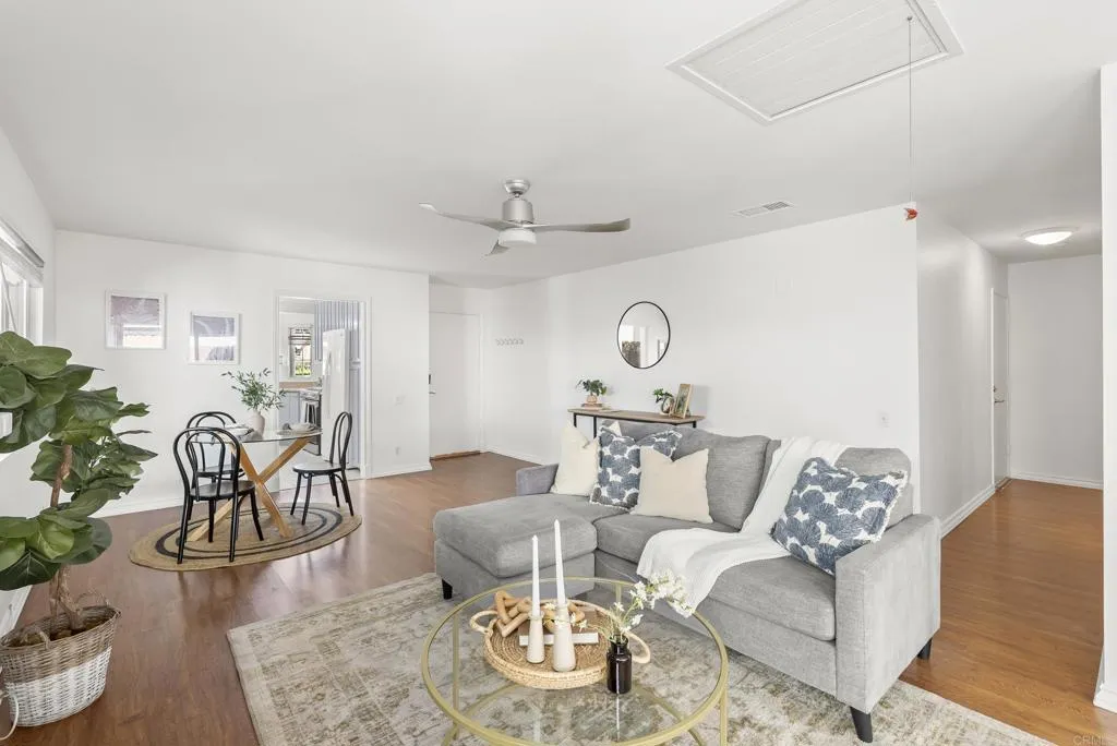 https://cdn.realtyfeed.com/cdn/127/306532714/8987ef83b36cd82ff7a09715426ad95f.webp