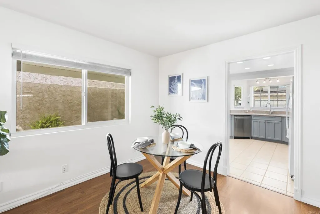 https://cdn.realtyfeed.com/cdn/127/306532714/da68ecb7574ad4cf491562cb750167f7.webp