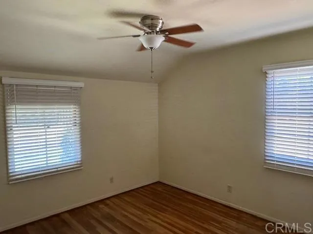 https://cdn.realtyfeed.com/cdn/127/306532719/ff8d5510c543f3346bf22901f891931d.webp