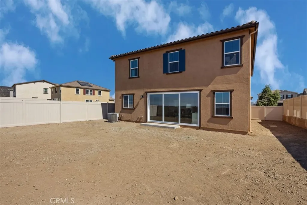 https://cdn.realtyfeed.com/cdn/127/306532750/918ef09982505590ac03db02b3439109.webp