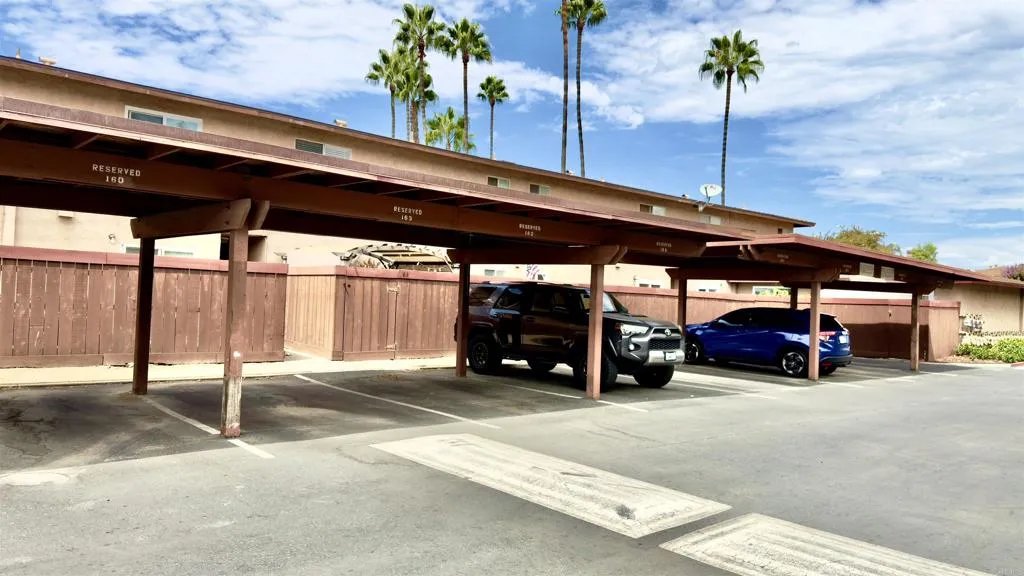 https://cdn.realtyfeed.com/cdn/127/306532752/d492f2b8701e3e323e47bc7e24d36410.webp