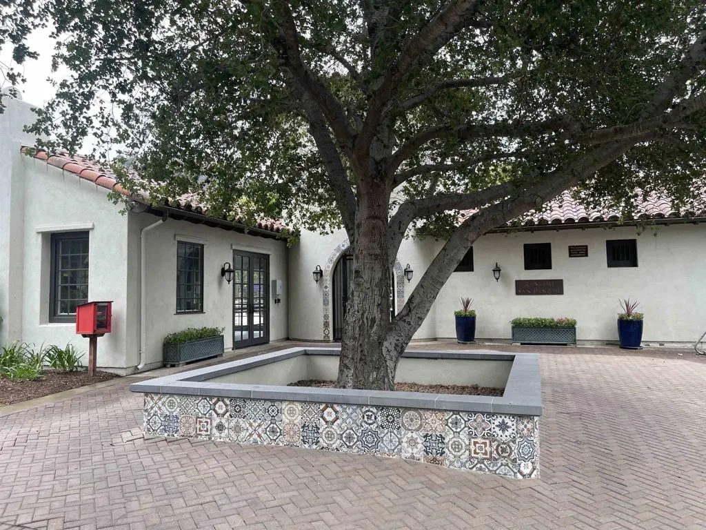https://cdn.realtyfeed.com/cdn/127/306532803/5105e46fa0a32dbe8edcd27417f6aad5.webp