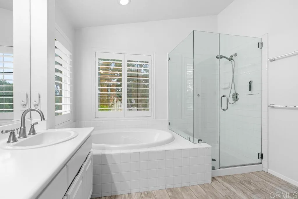 https://cdn.realtyfeed.com/cdn/127/306532803/61e11cee876ff2c940016b407d434f03.webp