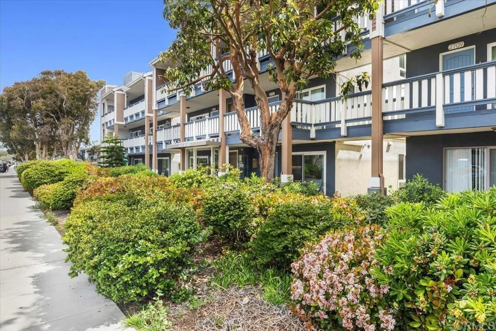 https://cdn.realtyfeed.com/cdn/127/306532871/aa784037b87cc687de51add3d7c8f34b.webp
