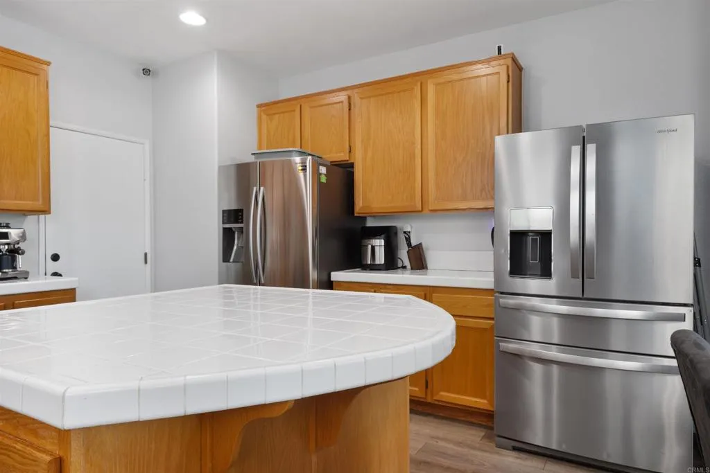 https://cdn.realtyfeed.com/cdn/127/306532886/c116104dad4d4d761e374f55b68b0cb3.webp