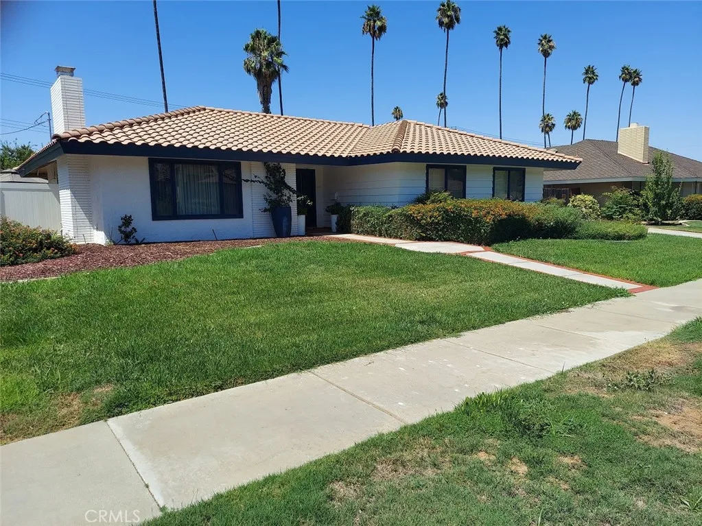 4967 Chapala Drive, Riverside, CA 92507 - Main photo, Riverside, CA