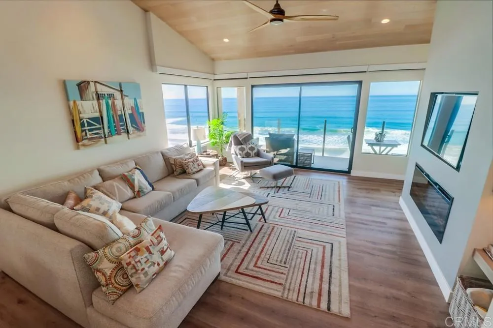 https://cdn.realtyfeed.com/cdn/127/306533007/1e9782b3061ea208fe22e2f54a4a184e.webp