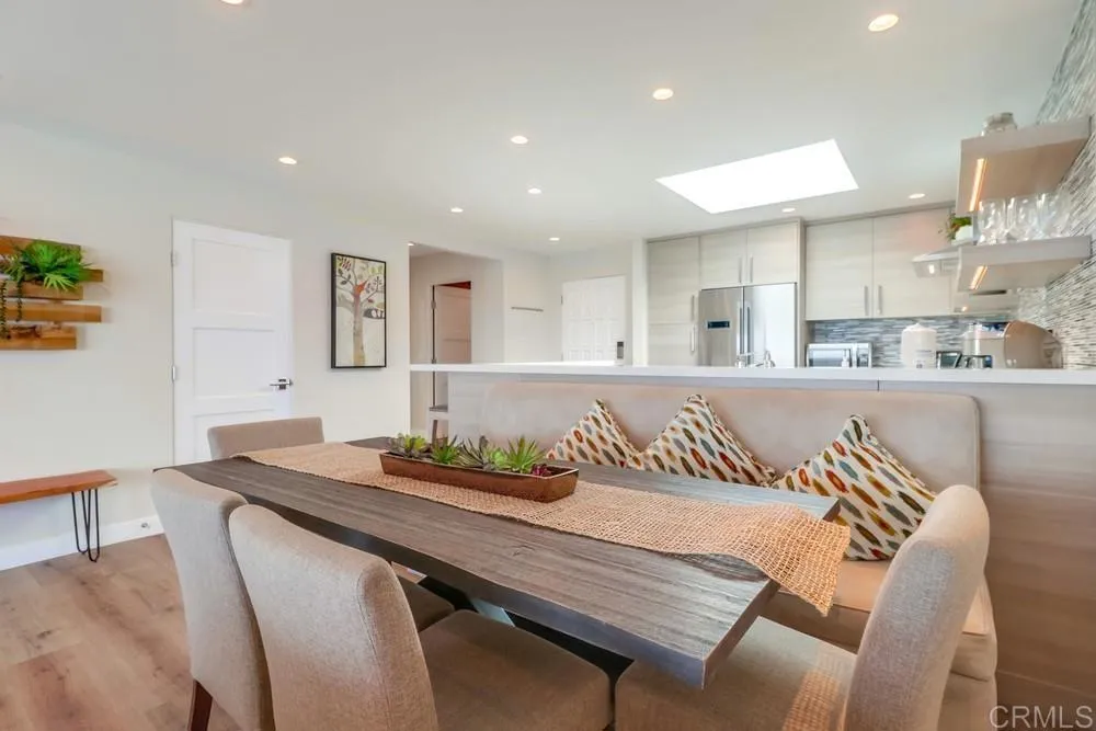 https://cdn.realtyfeed.com/cdn/127/306533007/fe4726a9ff0020e64f081e2f45b03f93.webp