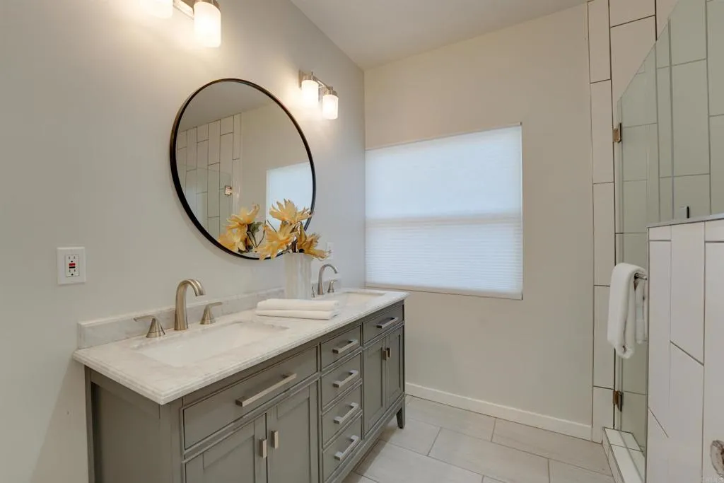 https://cdn.realtyfeed.com/cdn/127/306533071/aed8f0bccc08de6ee0fcf5e51dcc38c4.webp
