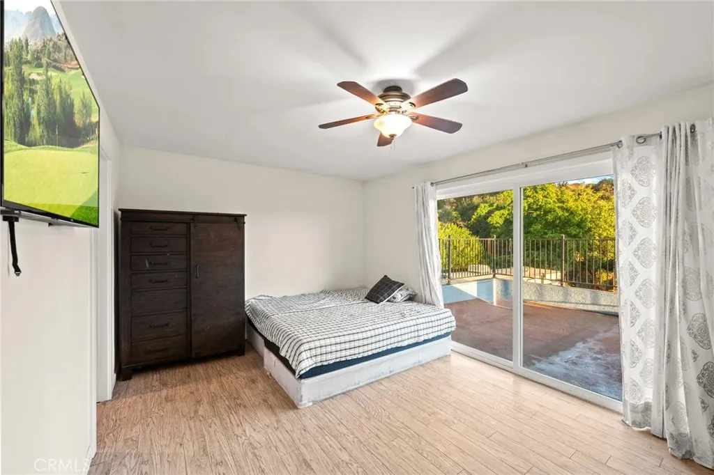 https://cdn.realtyfeed.com/cdn/127/306533103/c6328f36ba44939c6dd0657b283b9b2f.webp