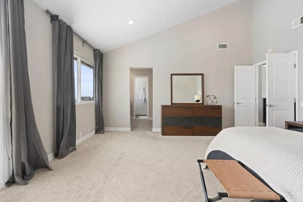 https://cdn.realtyfeed.com/cdn/127/306533104/226e62863e36694869b4bc5caad43b7c.webp