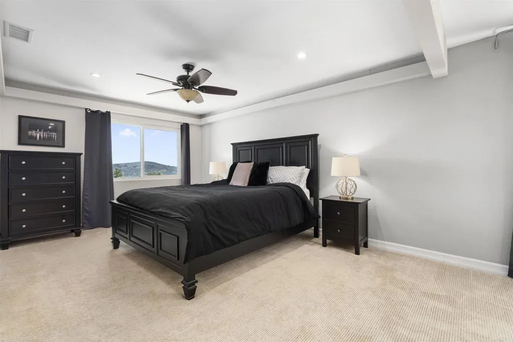 https://cdn.realtyfeed.com/cdn/127/306533104/2724486dc2fb73211cf96282a85b9e46.webp