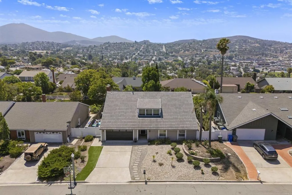 https://cdn.realtyfeed.com/cdn/127/306533104/4244f538625db8b03c6ac53e96f5be09.webp