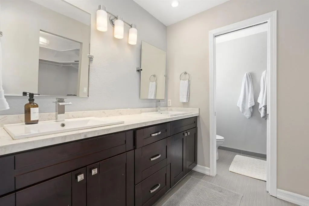 https://cdn.realtyfeed.com/cdn/127/306533104/8b04455e0eb5f27531404096d532604d.webp