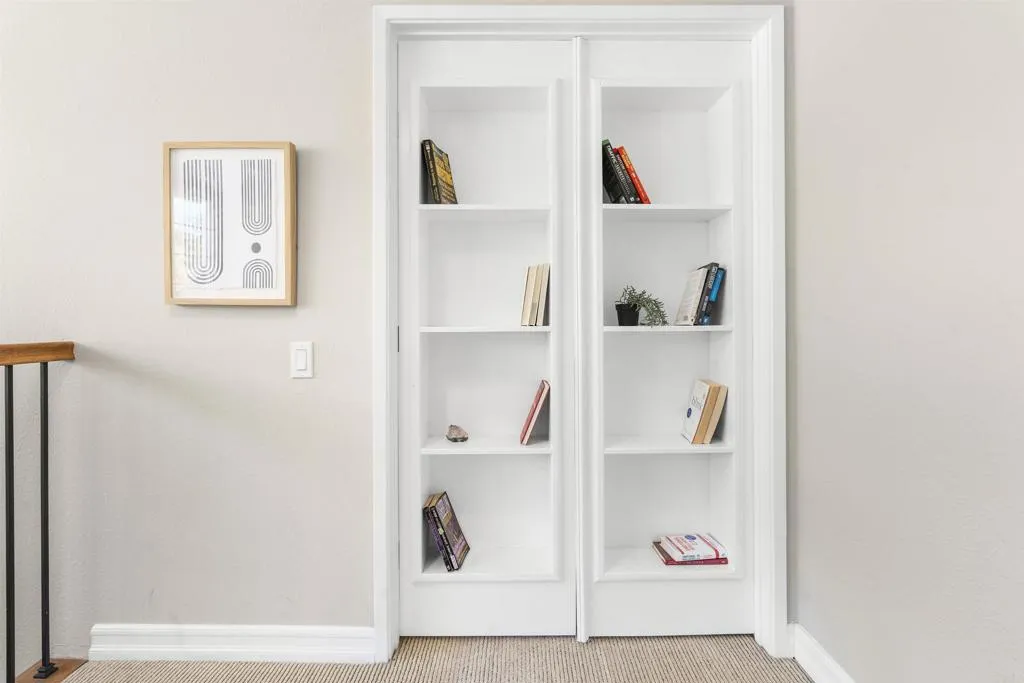 https://cdn.realtyfeed.com/cdn/127/306533104/90cb8c4b5b9756aef4f2a750b26dbed5.webp