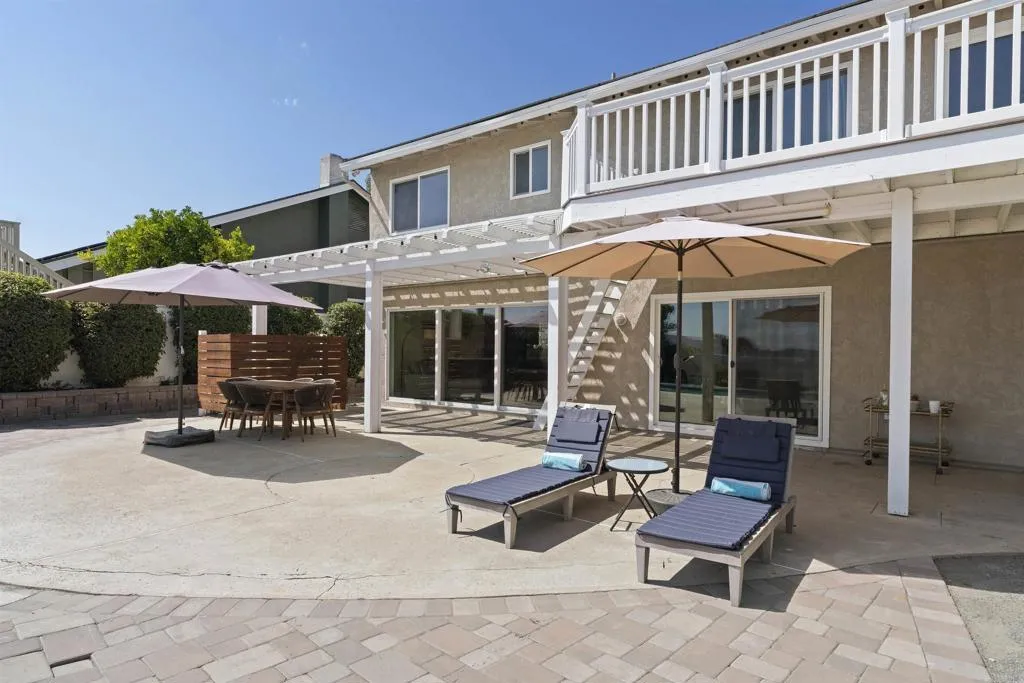 https://cdn.realtyfeed.com/cdn/127/306533104/e933009d5acbaa5794a961820506c7b4.webp