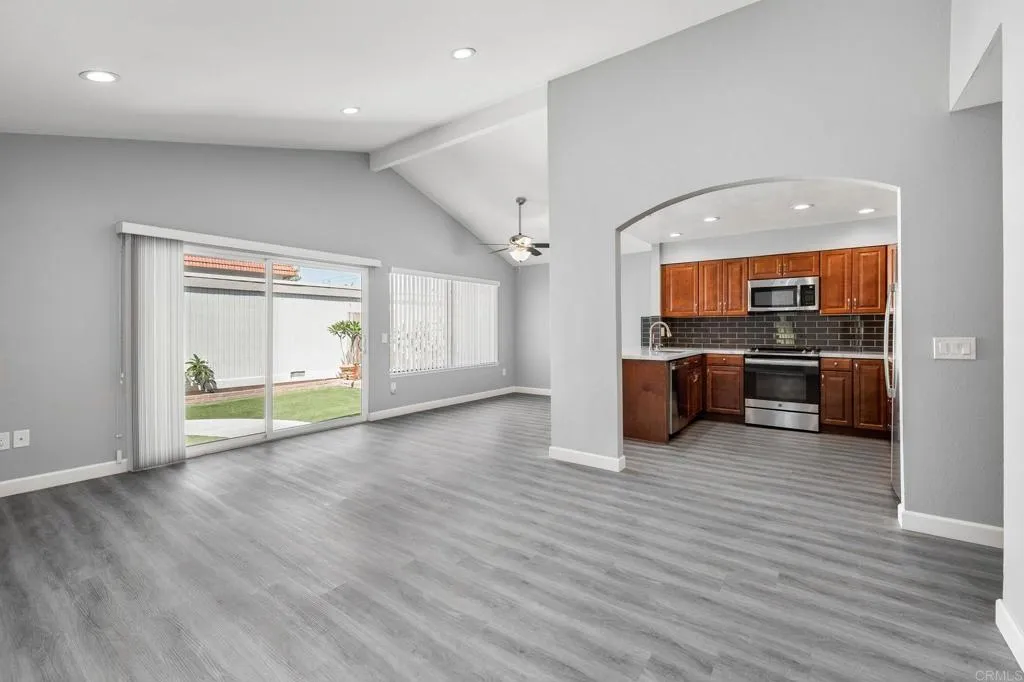 Photo #5: NDP2508573 Listing 