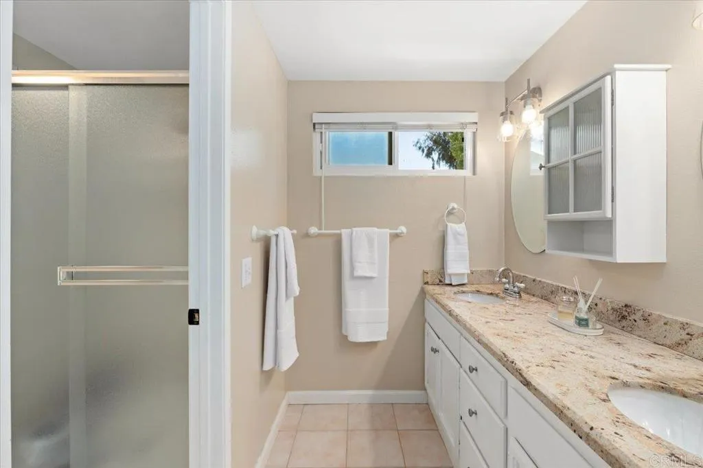 https://cdn.realtyfeed.com/cdn/127/306533358/762ec7ade9b6c09514837b57f0096e12.webp
