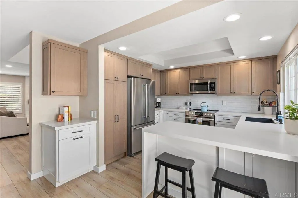https://cdn.realtyfeed.com/cdn/127/306533358/abe9e307ef89db7239ceaaf307afd32e.webp