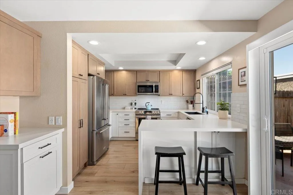 https://cdn.realtyfeed.com/cdn/127/306533358/e35f46bf9f031e287553c67bbc5dacc4.webp