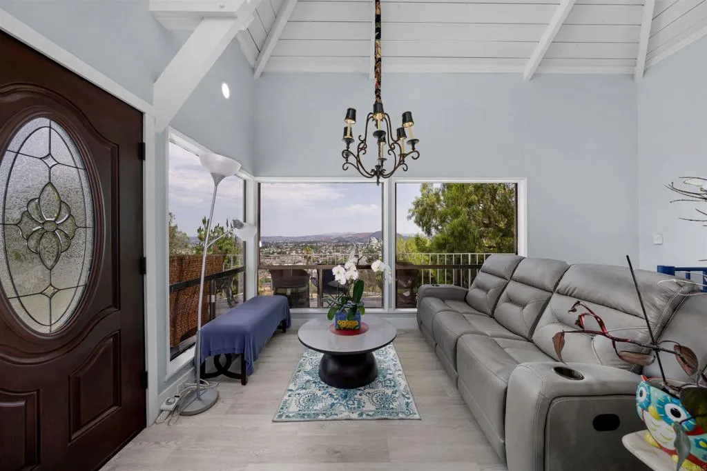 https://cdn.realtyfeed.com/cdn/127/306533402/46760e804a0075557925810f58b8b073.webp