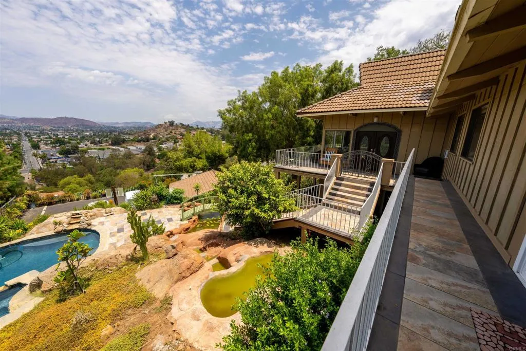 https://cdn.realtyfeed.com/cdn/127/306533402/733eedcd2e450d7491fb485a90cac33f.webp