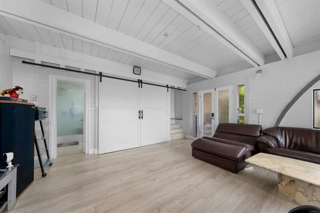 https://cdn.realtyfeed.com/cdn/127/306533402/8b635426c20e11637b96ba42c811da22.webp