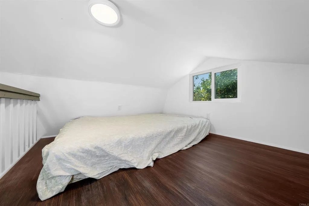 https://cdn.realtyfeed.com/cdn/127/306533402/ba2bee1da02f449af2a24edfa6c58b9c.webp