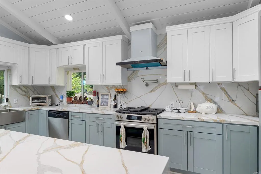 https://cdn.realtyfeed.com/cdn/127/306533402/e39ddeeceb0b7d00800a7dd6e9e51d2e.webp