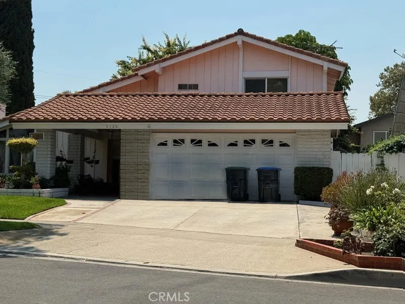 Santa Ana, CA 92704