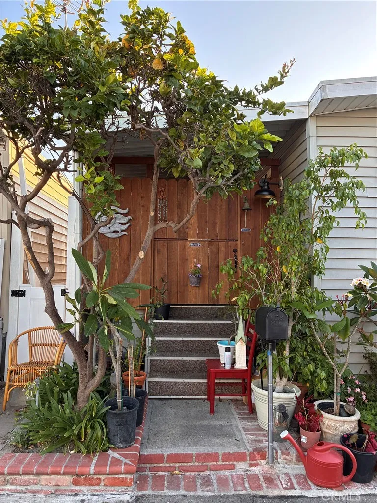 30 Welcome, Seal Beach, CA 90740 - Photo 4 of 15, Seal Beach, CA