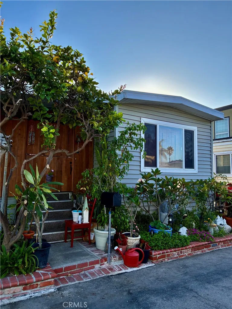 30 Welcome, Seal Beach, CA 90740 - Photo 2 of 15, Seal Beach, CA