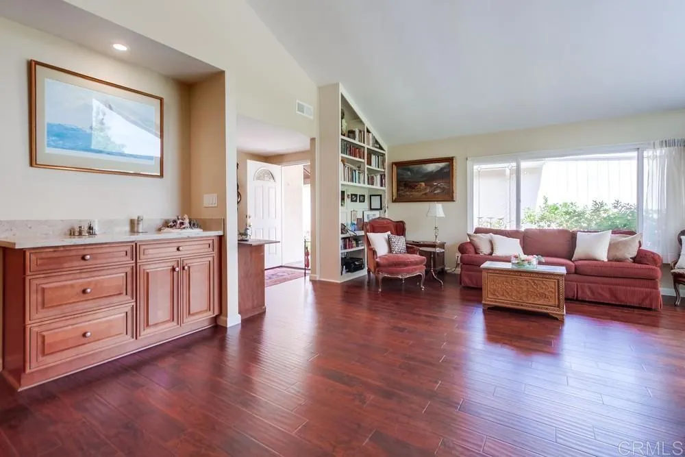 https://cdn.realtyfeed.com/cdn/127/306533553/e4377317ea4671782f40cc81031c4f12.webp