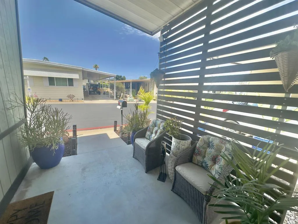 https://cdn.realtyfeed.com/cdn/127/306533636/0acd303f59f8f82de48697a1c160d9f5.webp