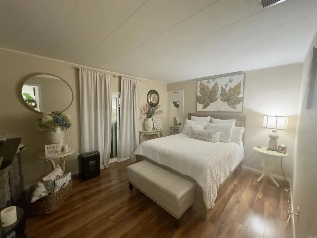 https://cdn.realtyfeed.com/cdn/127/306533636/75f36e8b3a51f3564d684abb2fbaa466.webp