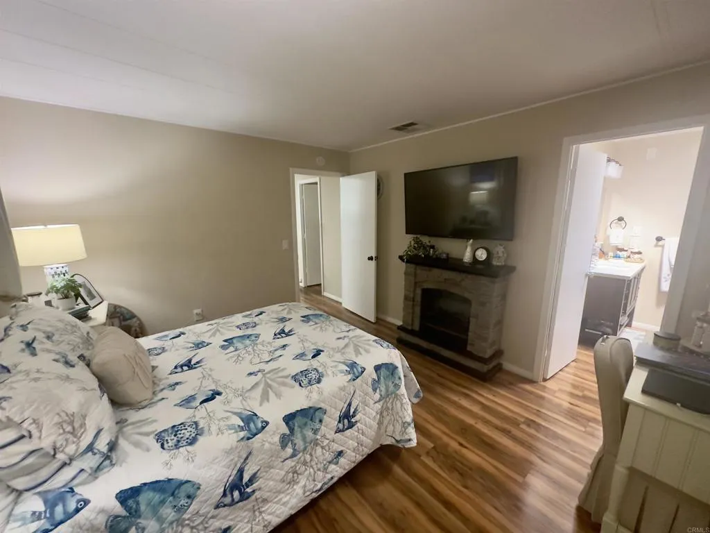 https://cdn.realtyfeed.com/cdn/127/306533636/c218bb7270d5de1f33554917c916f0f5.webp