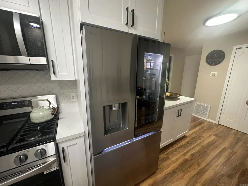 https://cdn.realtyfeed.com/cdn/127/306533636/c56c90cff3ba6e6f7dc741c573a164d2.webp