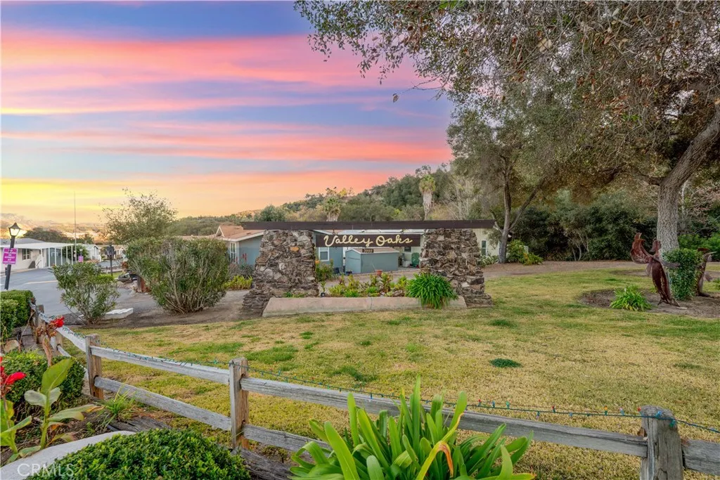 https://cdn.realtyfeed.com/cdn/127/306533716/5c064439d499932b196d0171ef679165.webp