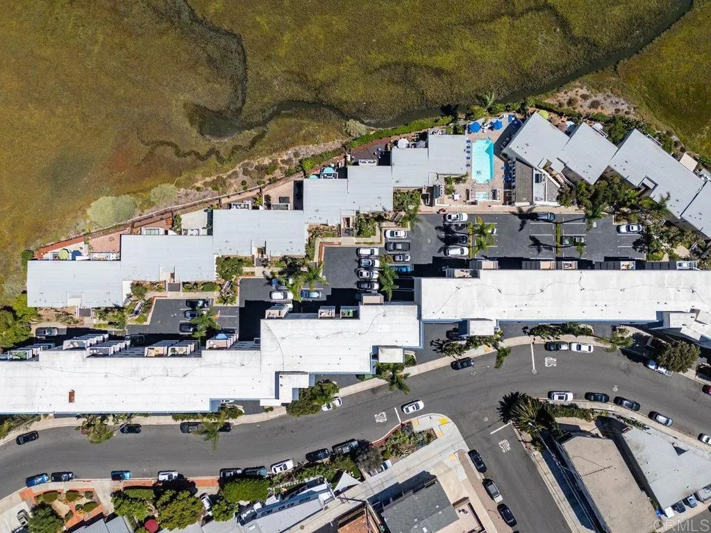 https://cdn.realtyfeed.com/cdn/127/306533775/1078cdbb2cf11619b35a84b418a9ada3.webp