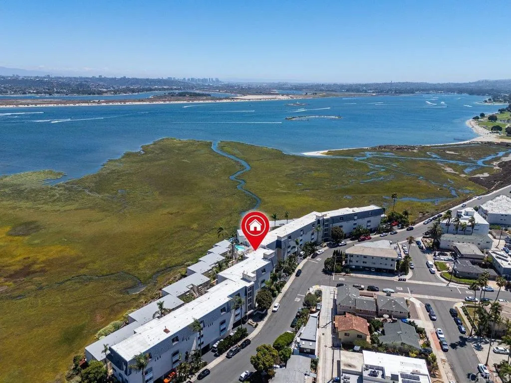 https://cdn.realtyfeed.com/cdn/127/306533775/6e7c25bad2bd890c91957f64f6f11007.webp