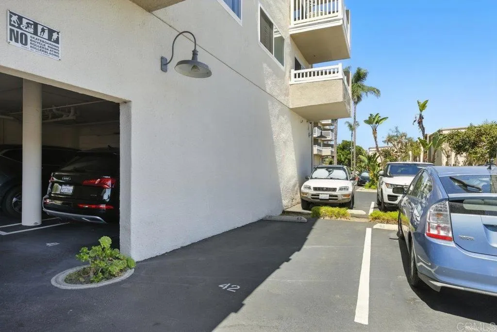 https://cdn.realtyfeed.com/cdn/127/306533775/8bc77360b86cdc14489f23914ddbc48f.webp