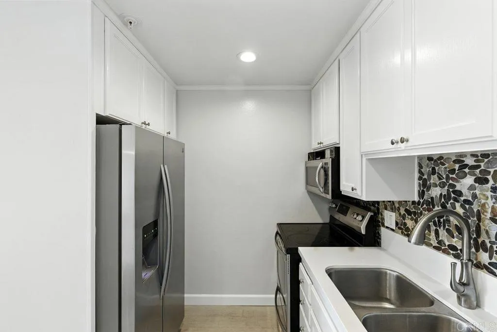 https://cdn.realtyfeed.com/cdn/127/306533775/e2d1baf8c9a8a9265accf8c148603ad1.webp