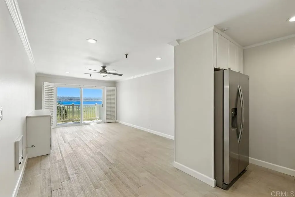 https://cdn.realtyfeed.com/cdn/127/306533775/f3d9c9f84f7775fad3685278b36101f8.webp