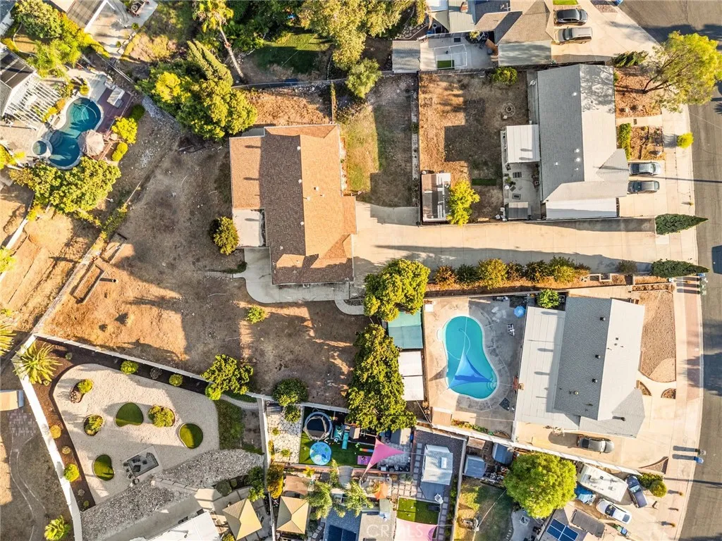 https://cdn.realtyfeed.com/cdn/127/306533849/61367c0f182510f57befe294e3cf31c0.webp