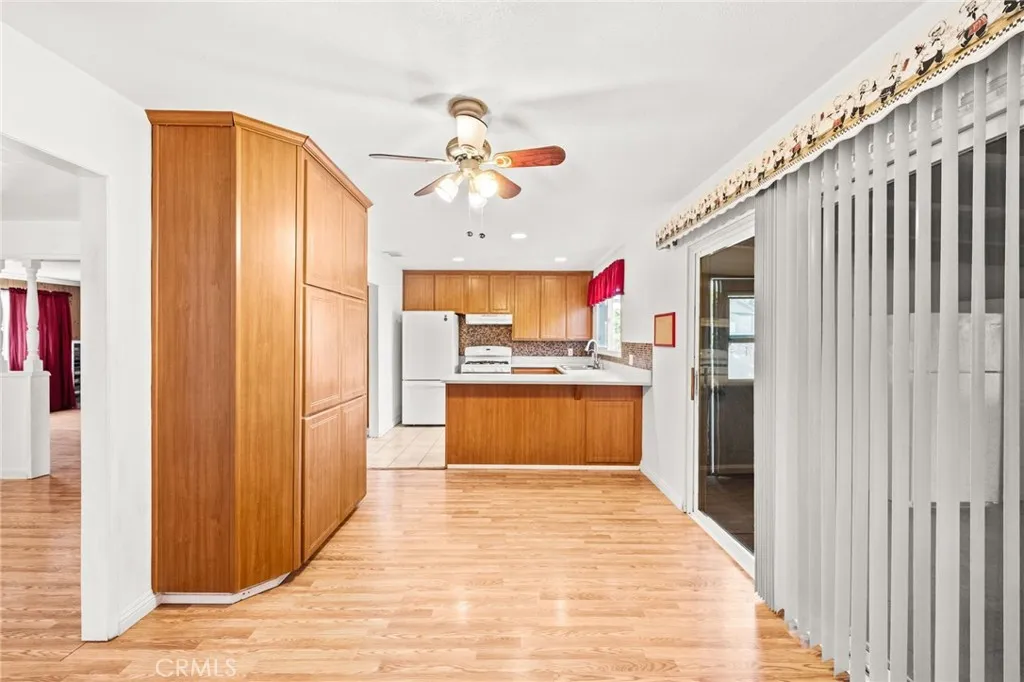 https://cdn.realtyfeed.com/cdn/127/306533849/936d522fd0d7833f531ee429ca04a3fe.webp
