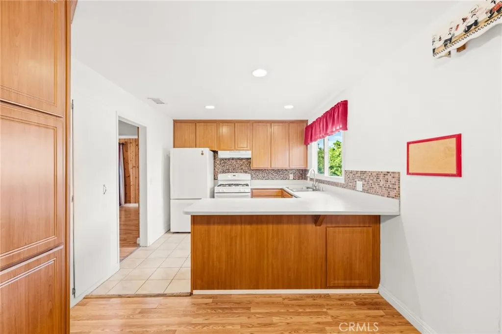 https://cdn.realtyfeed.com/cdn/127/306533849/b536b932b57bf42844a072a0e6e423b9.webp