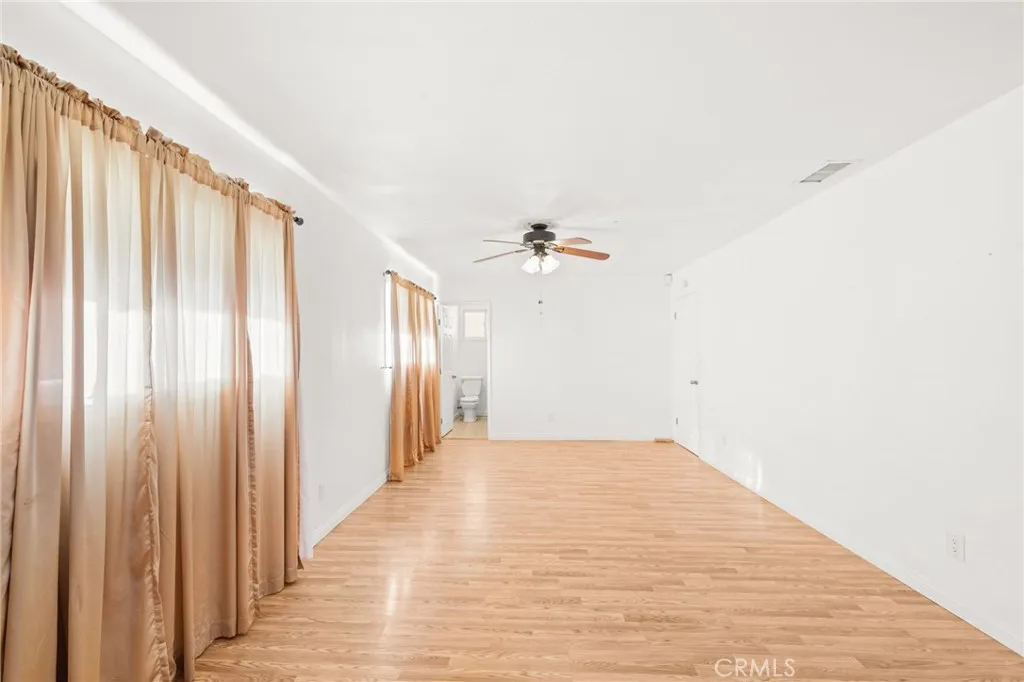 https://cdn.realtyfeed.com/cdn/127/306533849/d4d4bdd62dad69bcc295364021bda443.webp