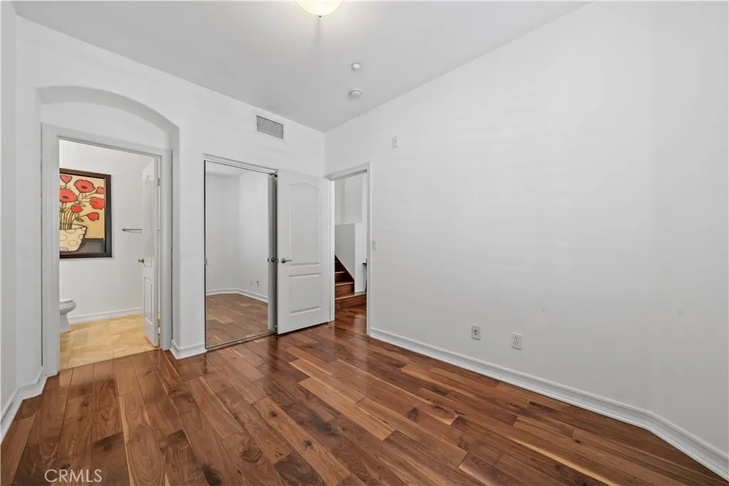 Photo #31: OC25197503 Listing: Photo #31