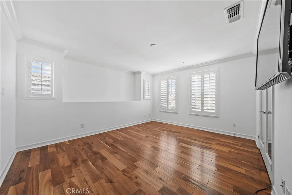 https://cdn.realtyfeed.com/cdn/127/306533852/1717202f9e571f70e5b5076ad47cb5ee.webp